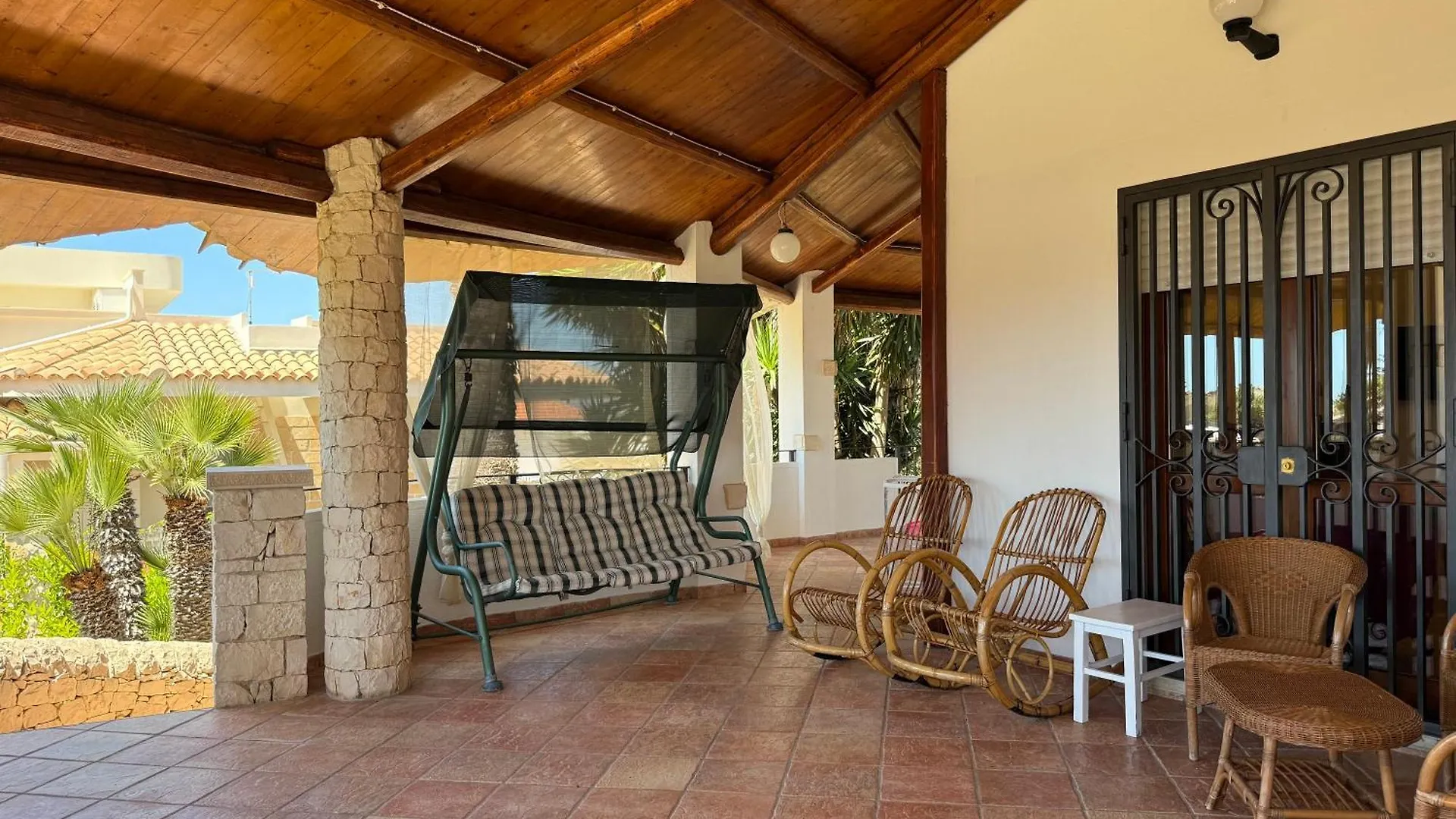 Villa Uruca Cava dʼAliga 0*,  Itálie