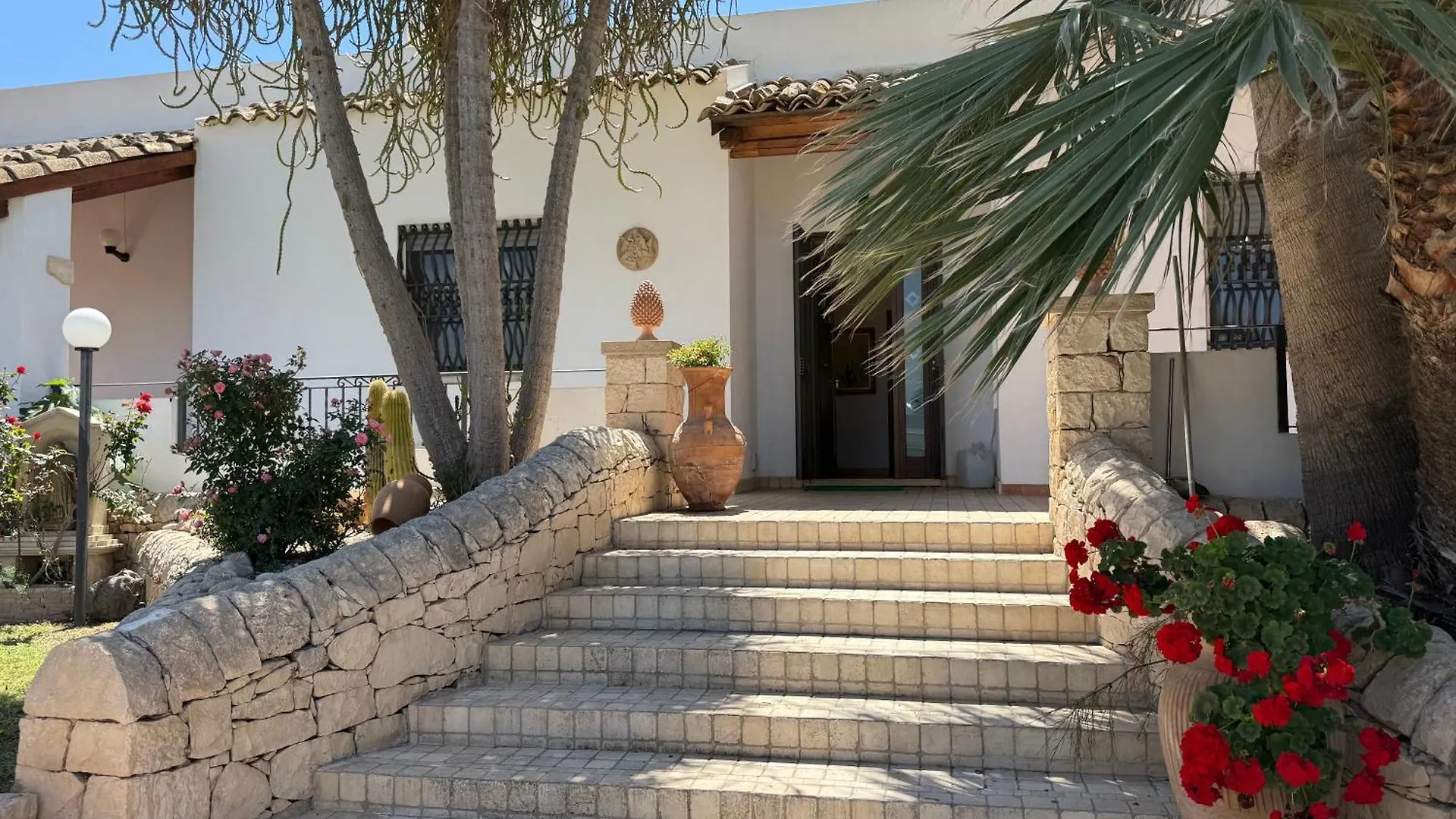 Villa Uruca Cava dʼAliga Itálie